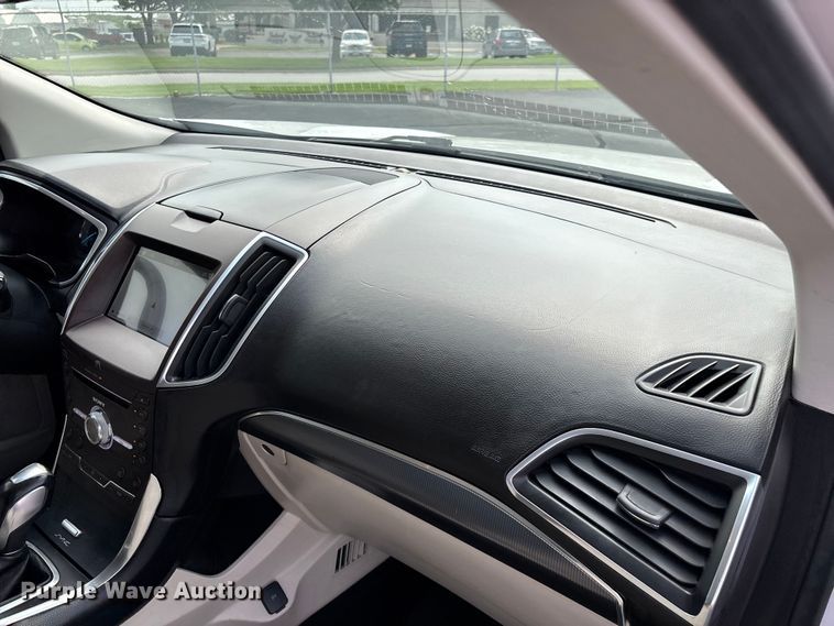 image for item FG0484 2017 Ford Edge SUV