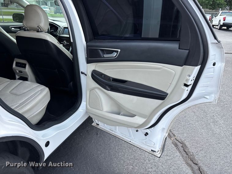 image for item FG0484 2017 Ford Edge SUV