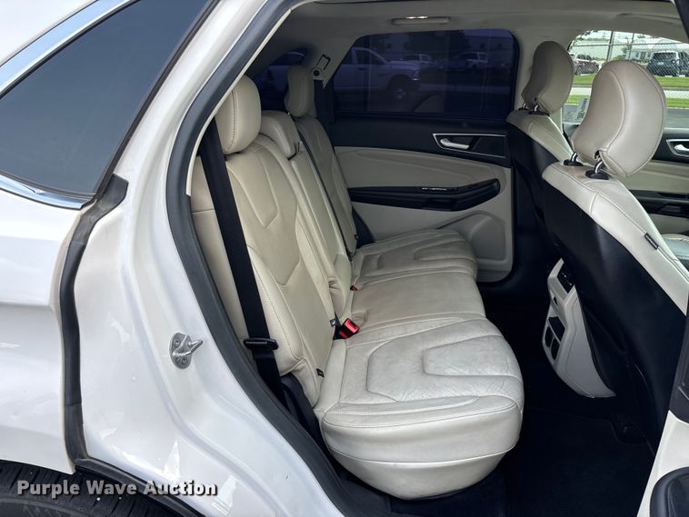 image for item FG0484 2017 Ford Edge SUV