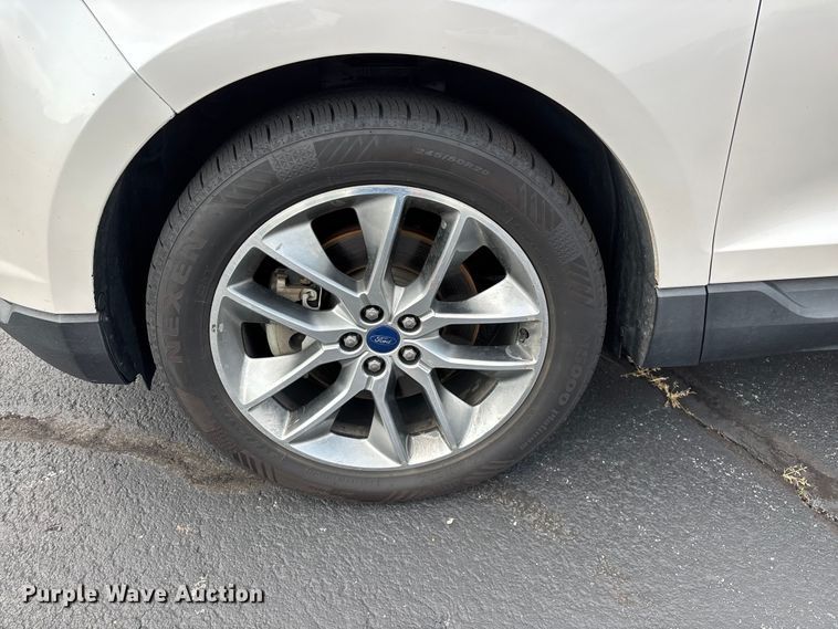 image for item FG0484 2017 Ford Edge SUV