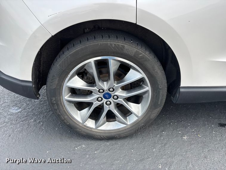 image for item FG0484 2017 Ford Edge SUV