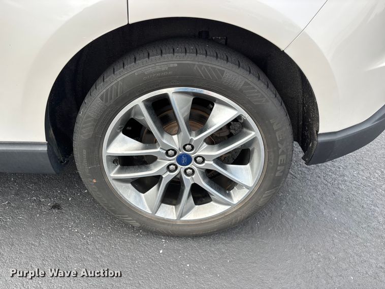image for item FG0484 2017 Ford Edge SUV