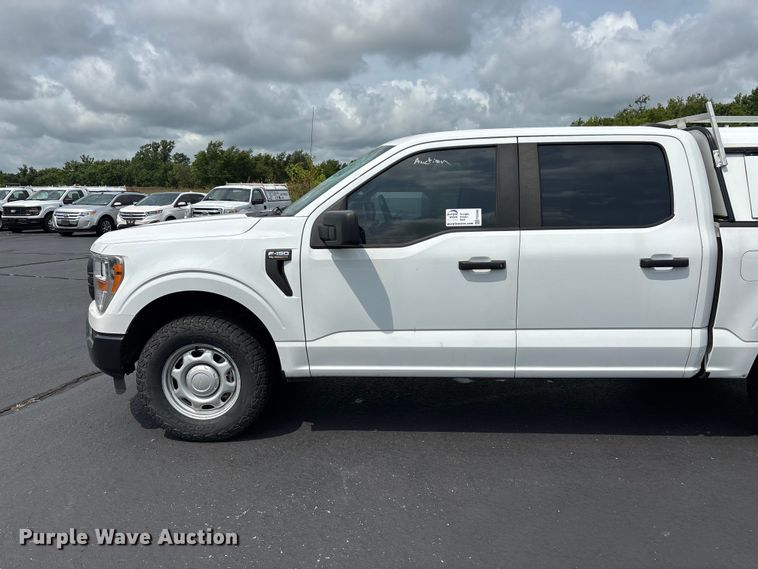 image for item FG0486 2021 Ford F150 Crew Cab pickup truck