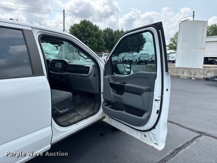 image for item FG0486 2021 Ford F150 Crew Cab pickup truck