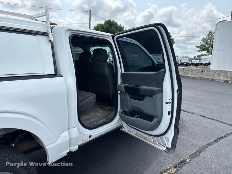 image for item FG0486 2021 Ford F150 Crew Cab pickup truck