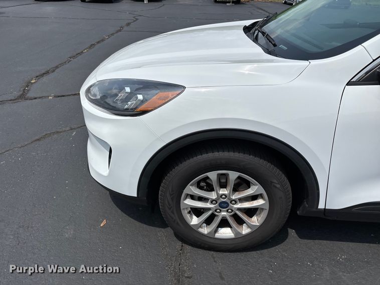 image for item FG0487 2021 Ford Escape SUV