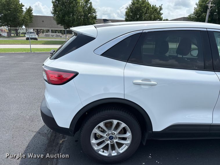 image for item FG0487 2021 Ford Escape SUV