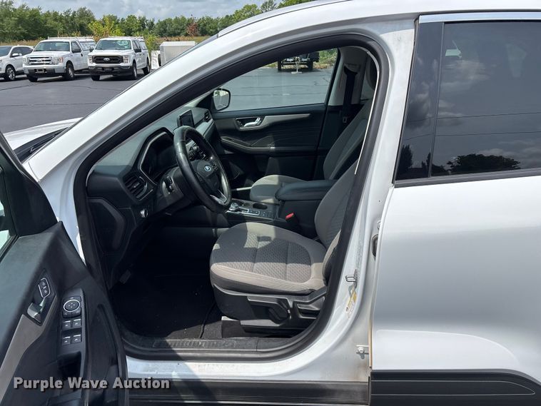 image for item FG0487 2021 Ford Escape SUV
