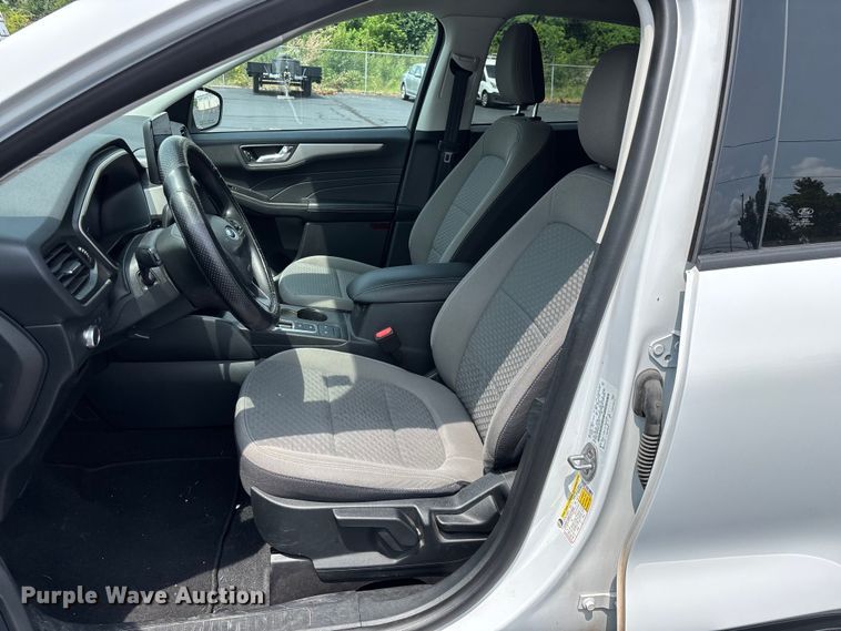 image for item FG0487 2021 Ford Escape SUV