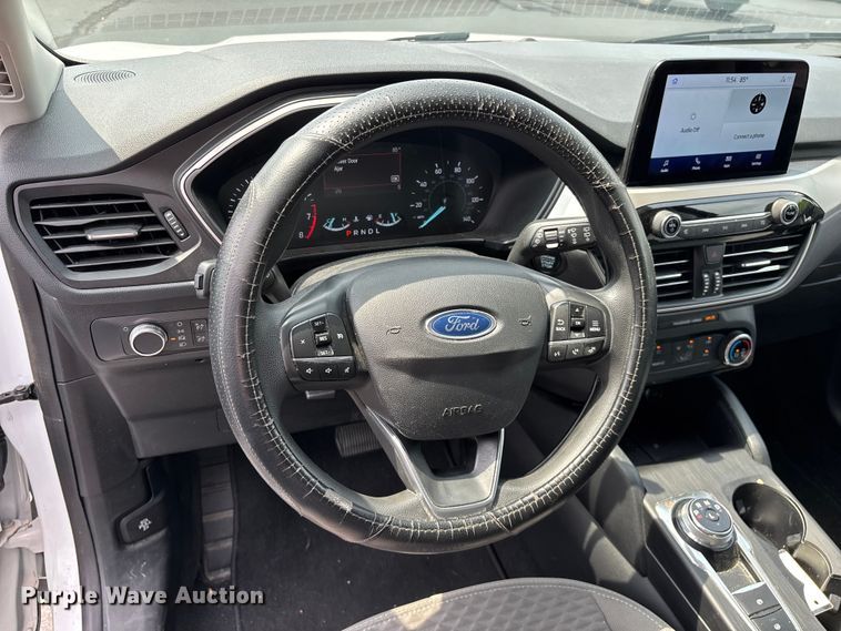 image for item FG0487 2021 Ford Escape SUV