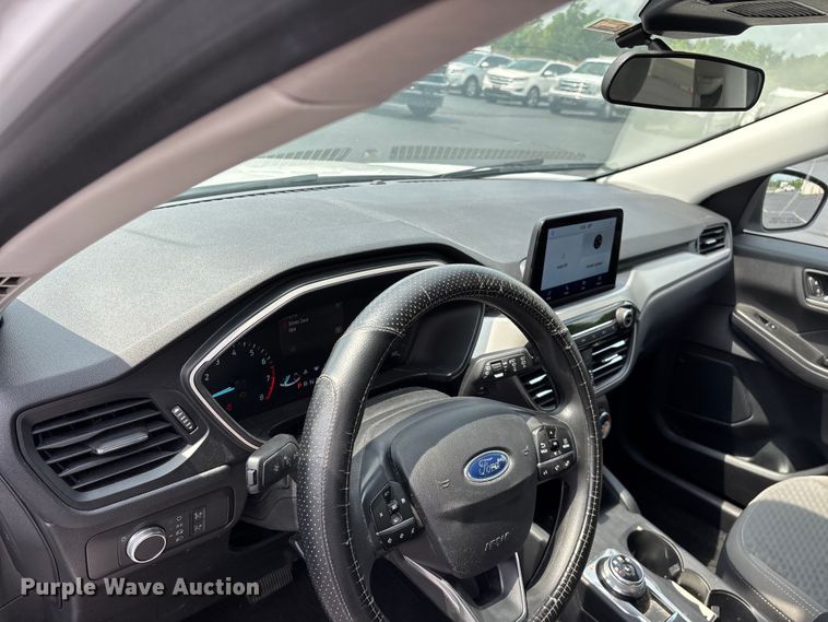 image for item FG0487 2021 Ford Escape SUV