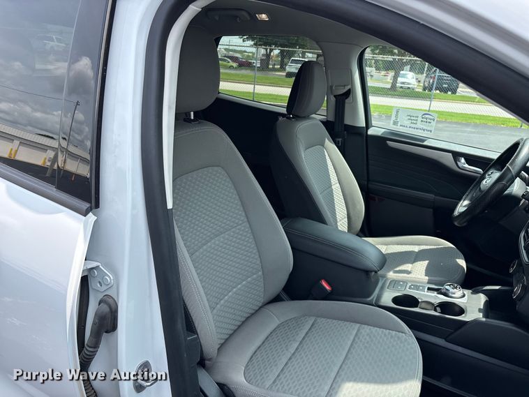 image for item FG0487 2021 Ford Escape SUV