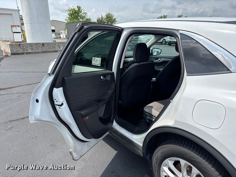 image for item FG0487 2021 Ford Escape SUV