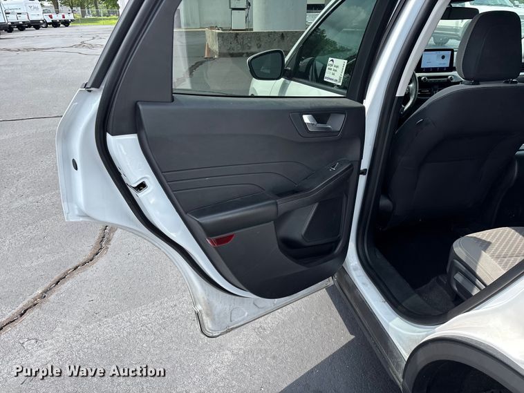 image for item FG0487 2021 Ford Escape SUV