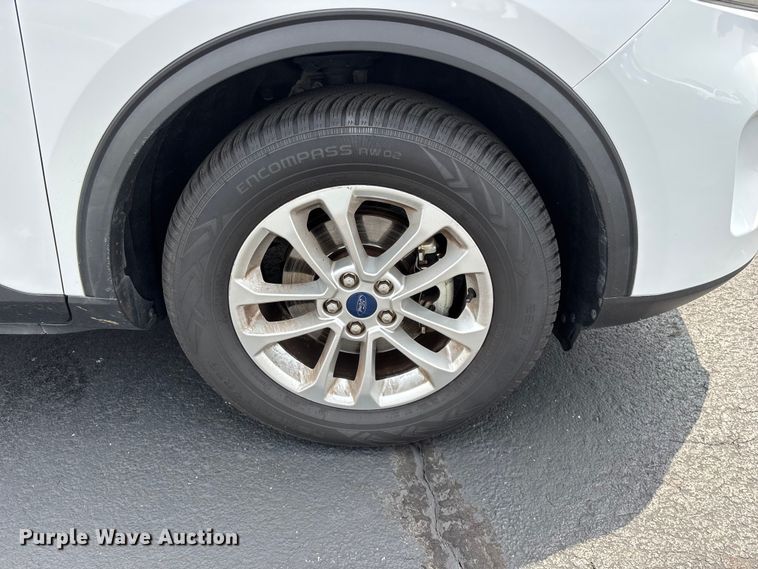 image for item FG0487 2021 Ford Escape SUV
