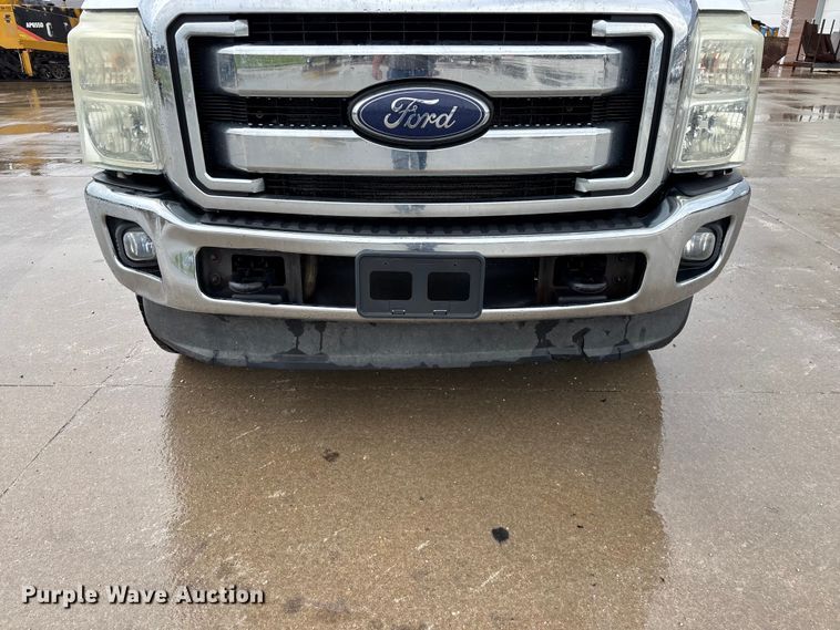 image for item FG0489 2016 Ford F250 Super Duty XLT pickup truck