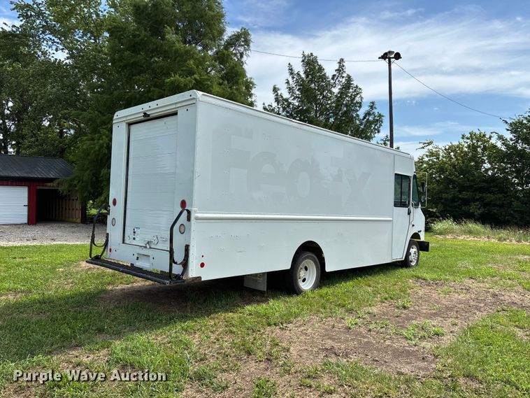 image for item FG0493 2016 Ford Commercial Chassis delivery truck