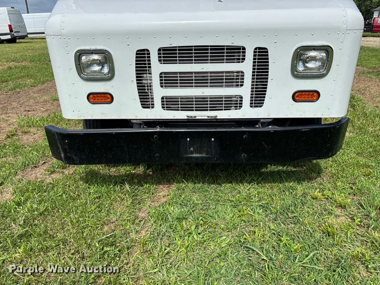 image for item FG0493 2016 Ford Commercial Chassis delivery truck