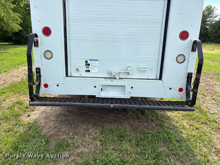 image for item FG0493 2016 Ford Commercial Chassis delivery truck