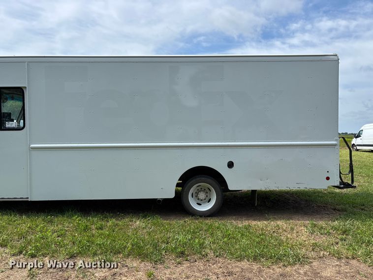 image for item FG0493 2016 Ford Commercial Chassis delivery truck