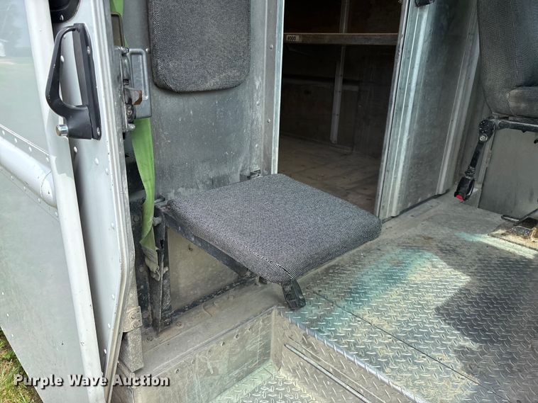 image for item FG0493 2016 Ford Commercial Chassis delivery truck