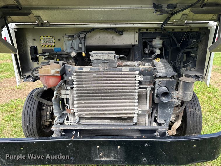 image for item FG0493 2016 Ford Commercial Chassis delivery truck
