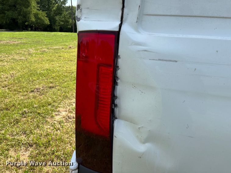 image for item FG0494 2019 Freightliner Sprinter 2500 van