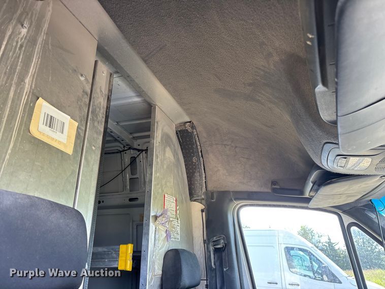image for item FG0494 2019 Freightliner Sprinter 2500 van