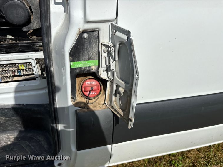 image for item FG0495 2019 Freightliner Sprinter 4500 van