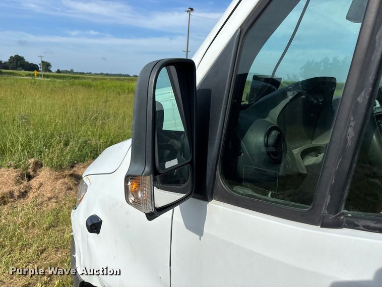 image for item FG0496 2019 Freightliner Sprinter 2500 van