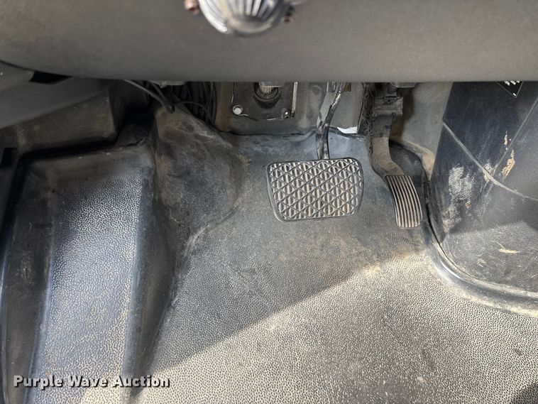 image for item FG0496 2019 Freightliner Sprinter 2500 van