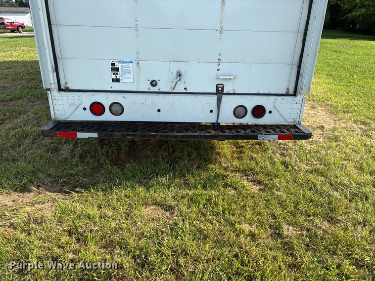 image for item FG0497 2017 Freightliner delivery truck