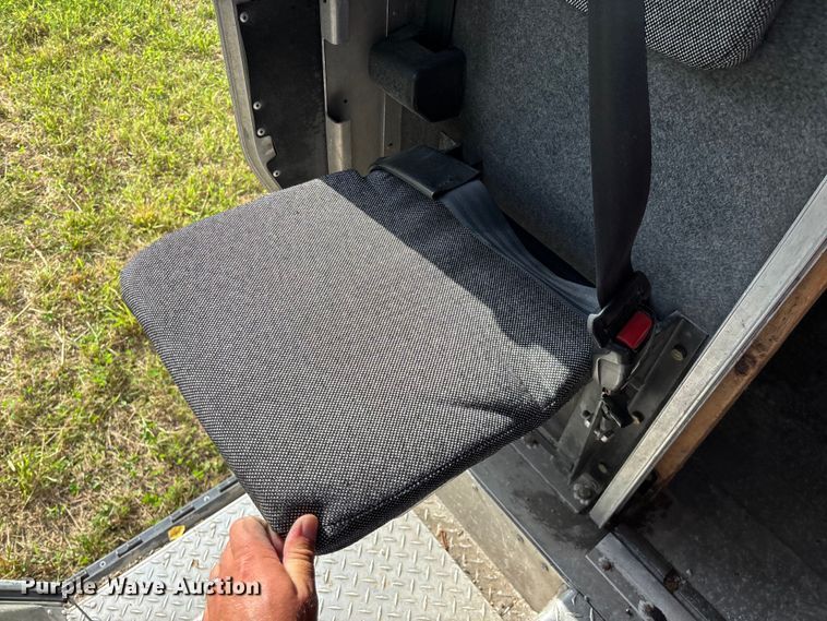 image for item FG0497 2017 Freightliner delivery truck