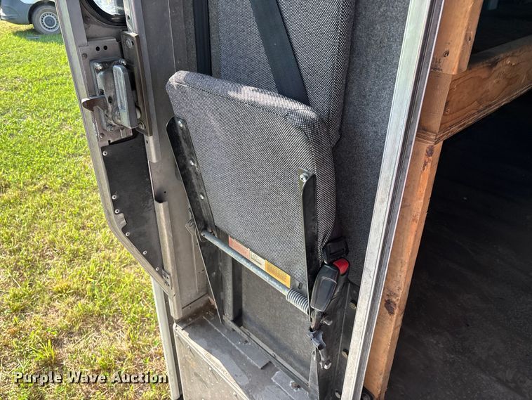 image for item FG0497 2017 Freightliner delivery truck