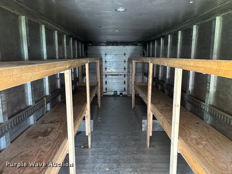 image for item FG0497 2017 Freightliner delivery truck