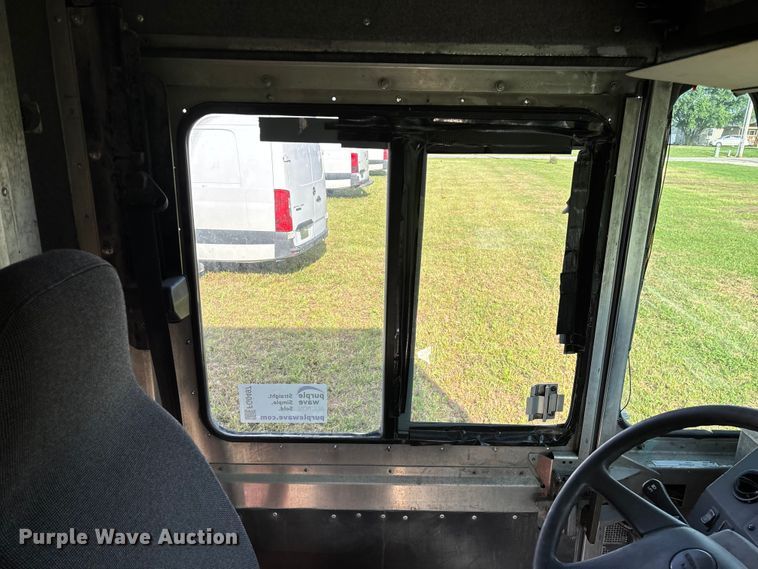 image for item FG0497 2017 Freightliner delivery truck