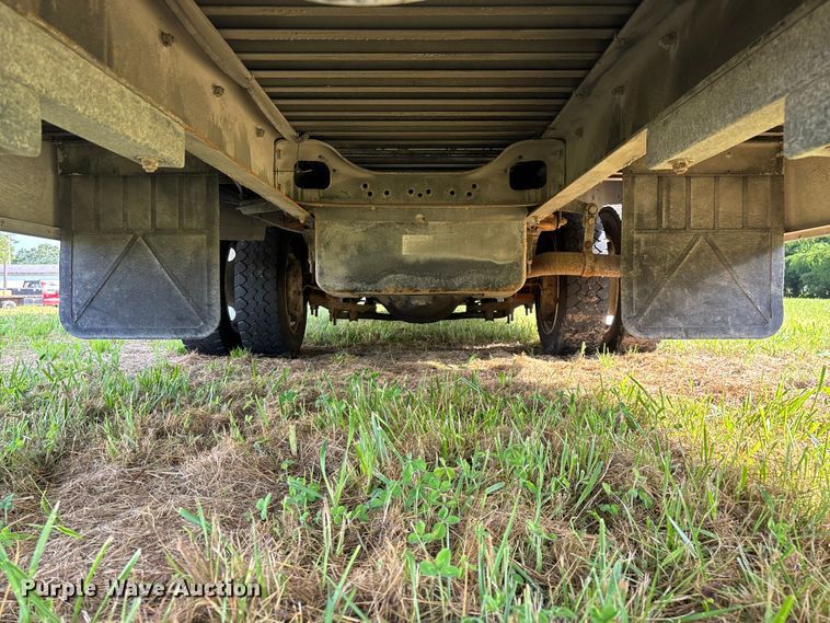 image for item FG0497 2017 Freightliner delivery truck
