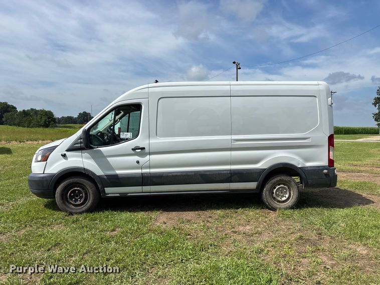 image for item FG0499 2018 Ford Transit 250 van