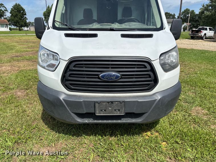 image for item FG0499 2018 Ford Transit 250 van