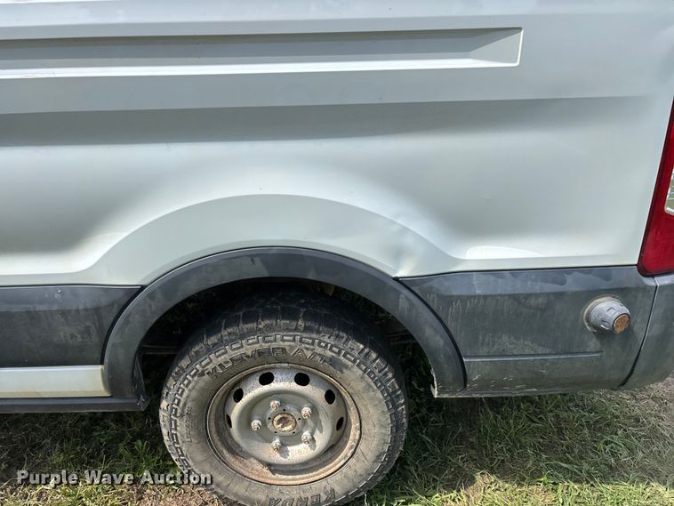 image for item FG0499 2018 Ford Transit 250 van