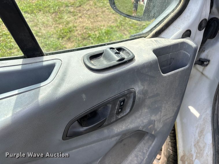 image for item FG0499 2018 Ford Transit 250 van