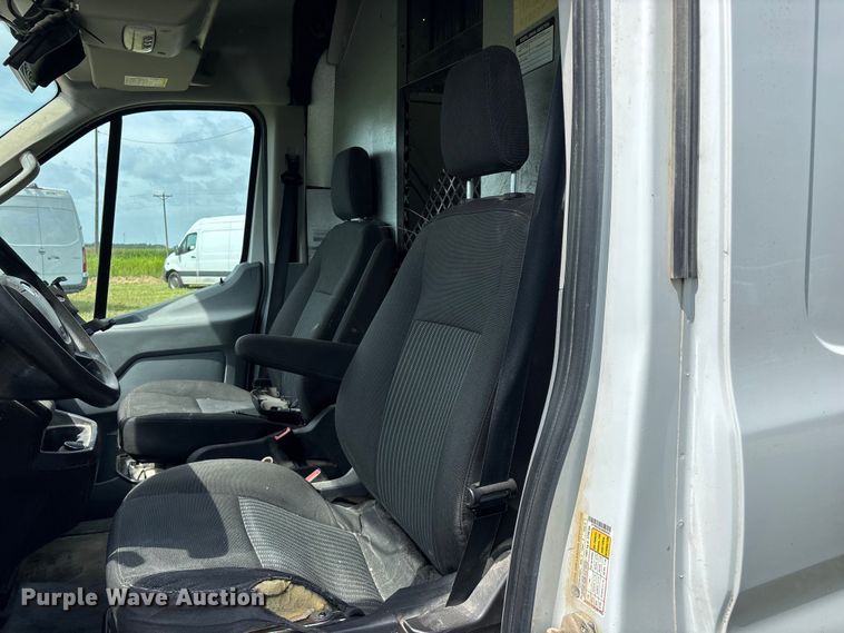 image for item FG0499 2018 Ford Transit 250 van