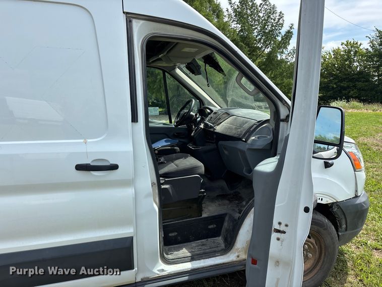image for item FG0499 2018 Ford Transit 250 van