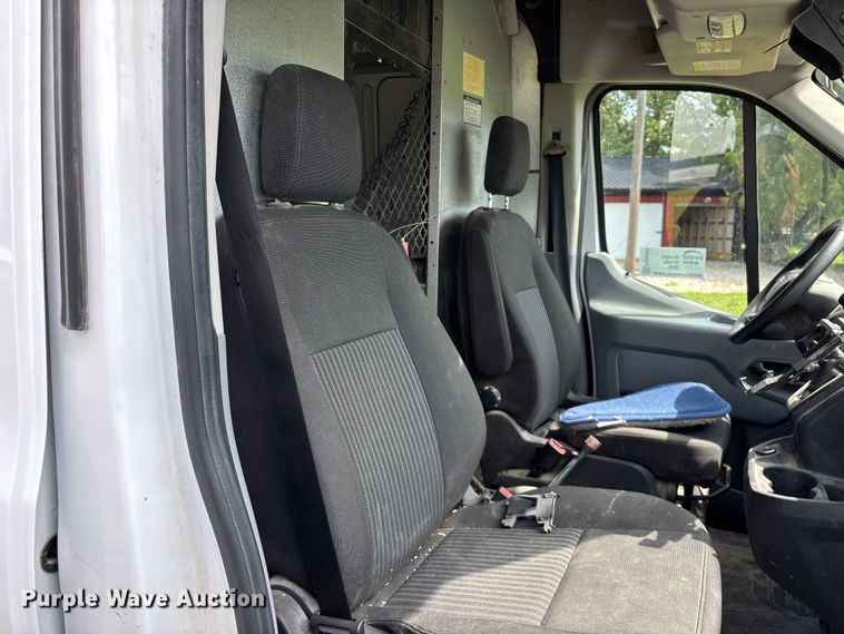 image for item FG0499 2018 Ford Transit 250 van