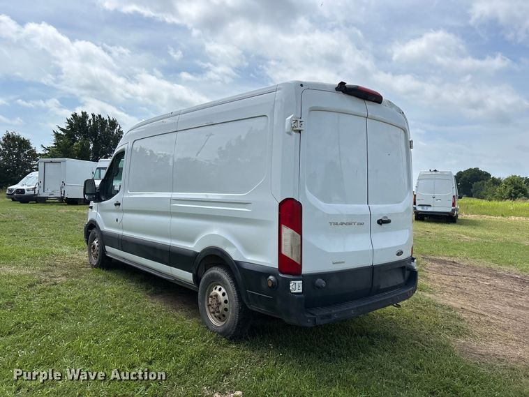image for item FG0500 2020 Ford Transit 250 van