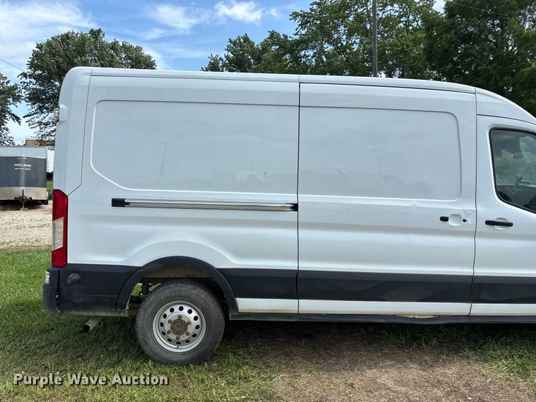 image for item FG0500 2020 Ford Transit 250 van