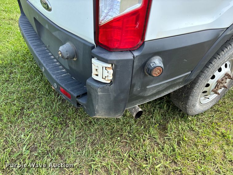 image for item FG0500 2020 Ford Transit 250 van