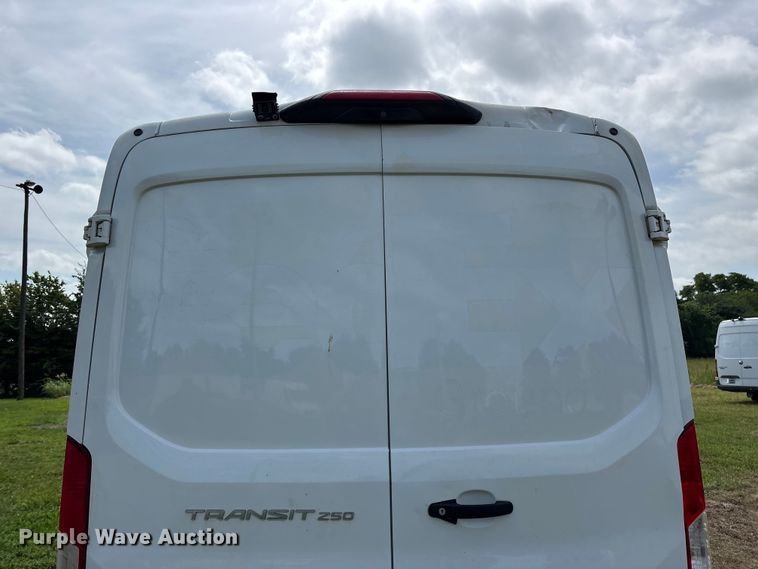 image for item FG0500 2020 Ford Transit 250 van