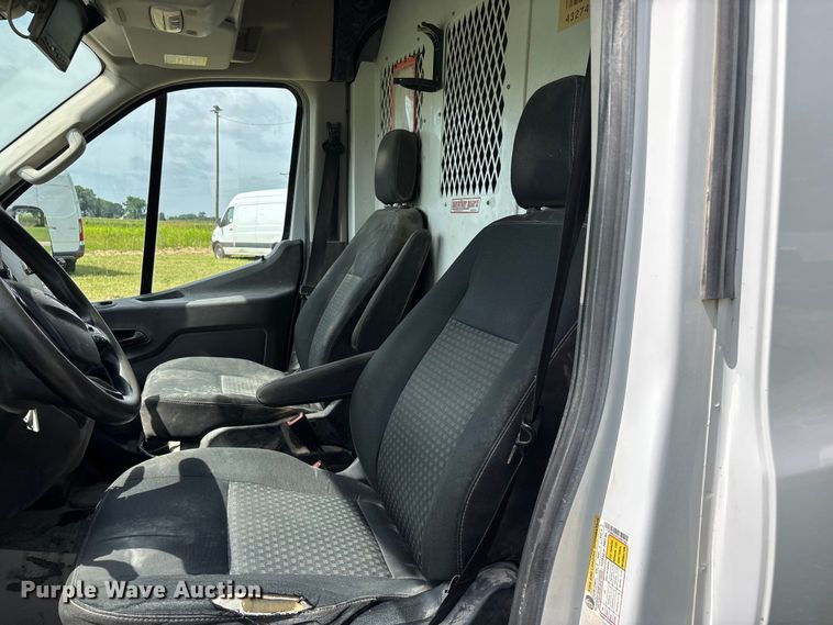 image for item FG0500 2020 Ford Transit 250 van