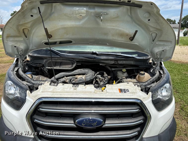 image for item FG0500 2020 Ford Transit 250 van